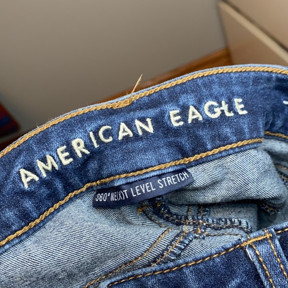 American eagle distressed jeans - Picture 3 of 4